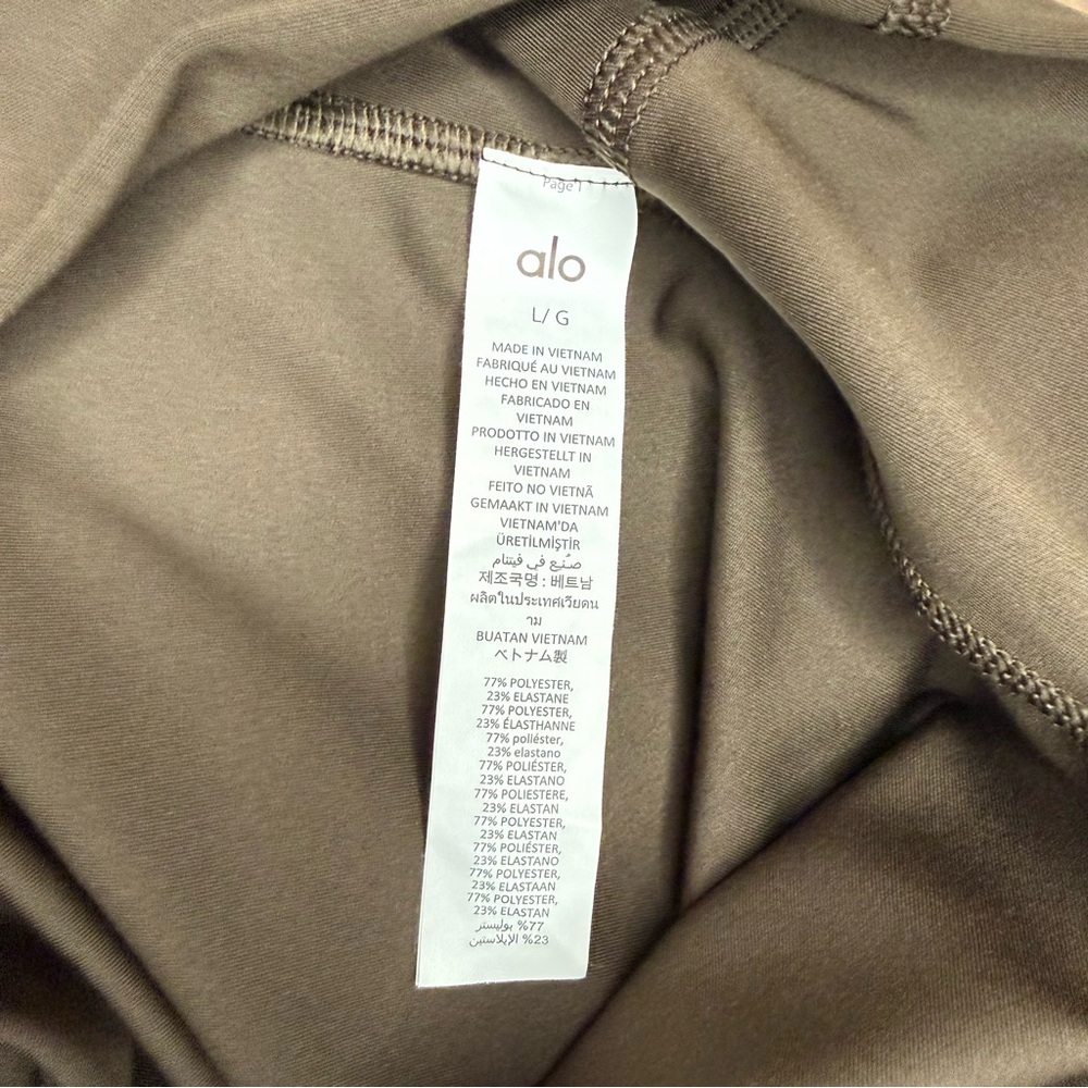 ALO  Leggings - Picture 6 of 8